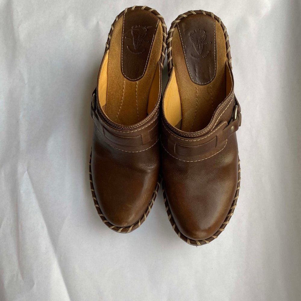Frye leather Clogs size 7.5 platform 90s